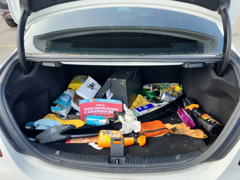 Mercedes-Benz C 300 * CARFAX * ЦЕНА ДО БГ, снимка 14 - Автомобили и джипове - 53443174