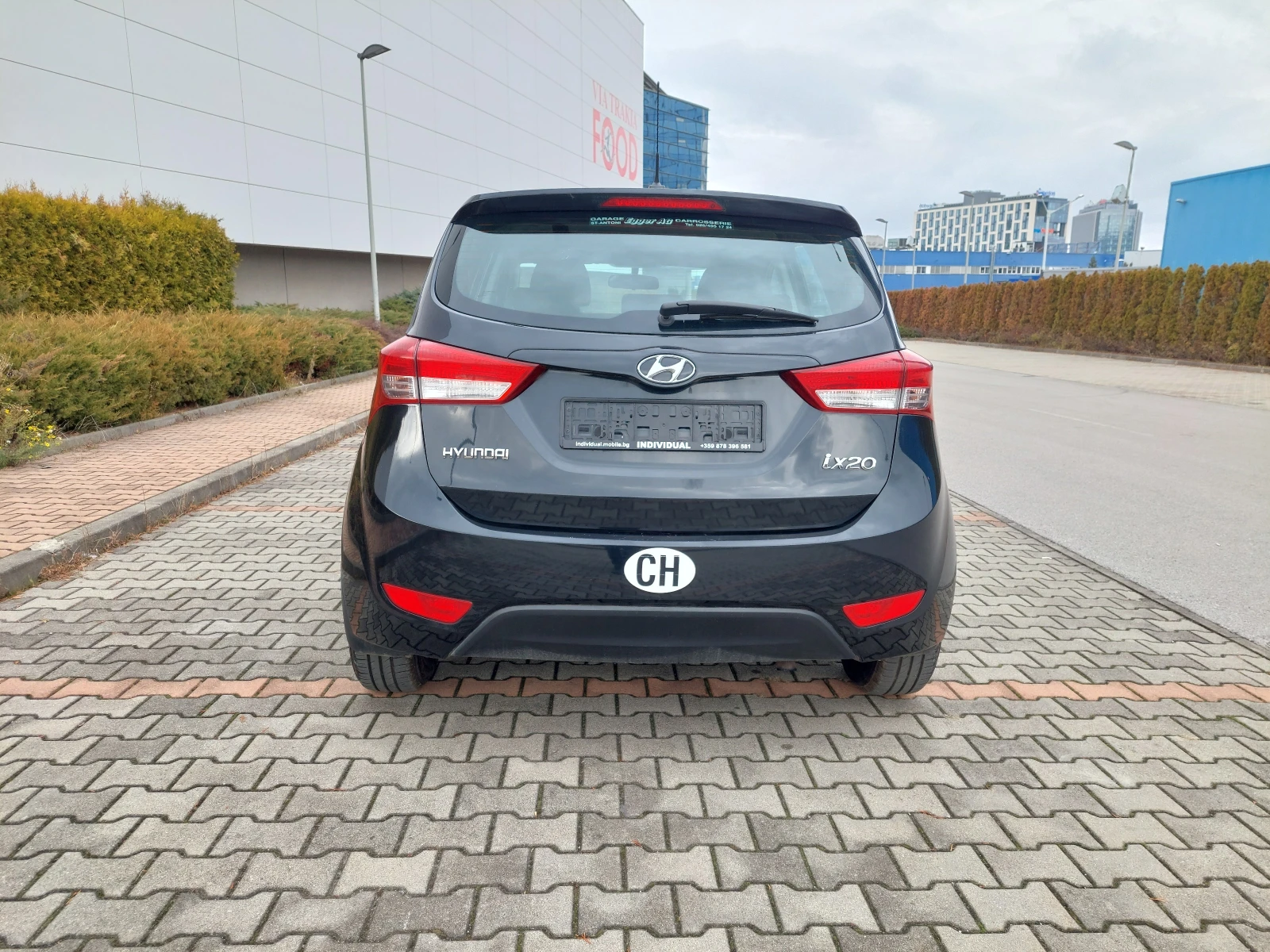 Hyundai Ix20 1.4 i-ШВЕЙЦАРИЯ - изображение 6