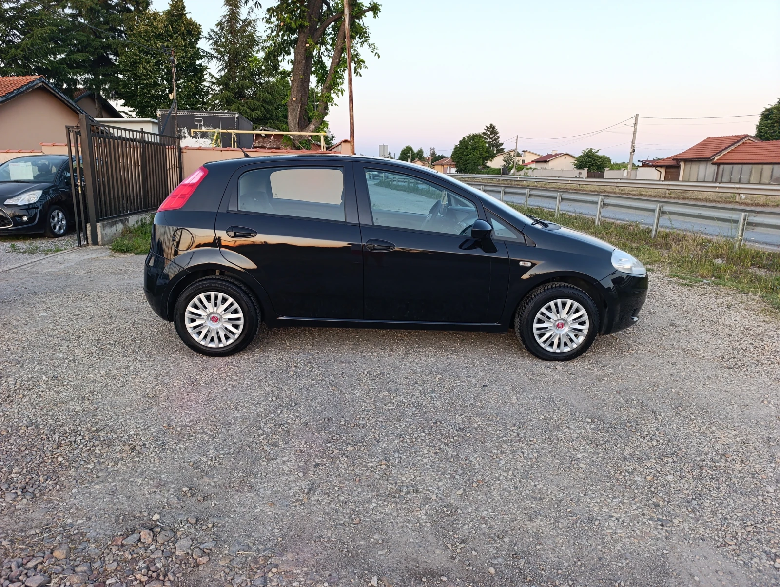 Fiat Punto 1.3i-8v БЕНЗИН - изображение 8