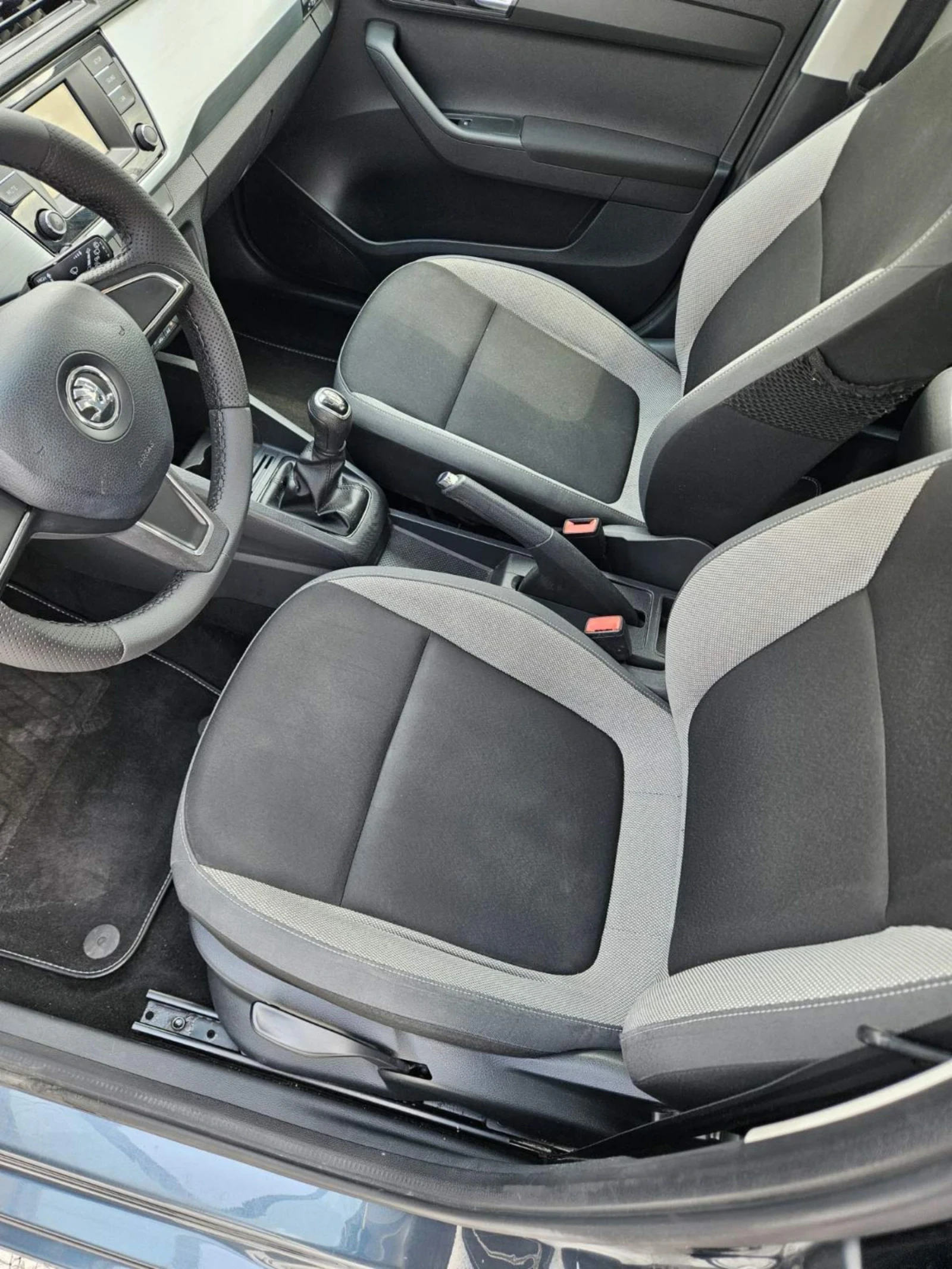 Skoda Fabia 1.2 бензин, 4 цилиндъра, 90 кс - изображение 10