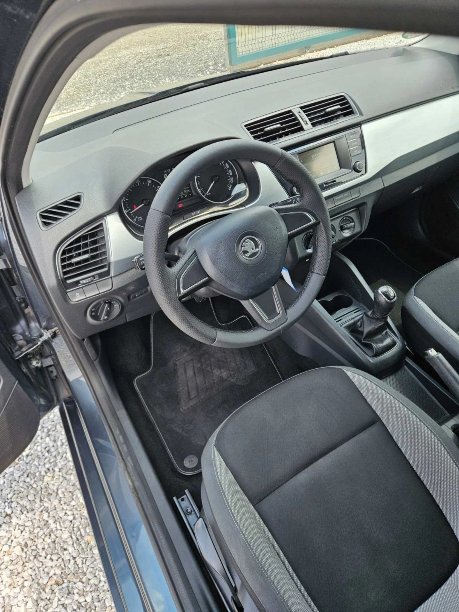 Skoda Fabia 1.2 , 4 , 90  | Mobile.bg   11