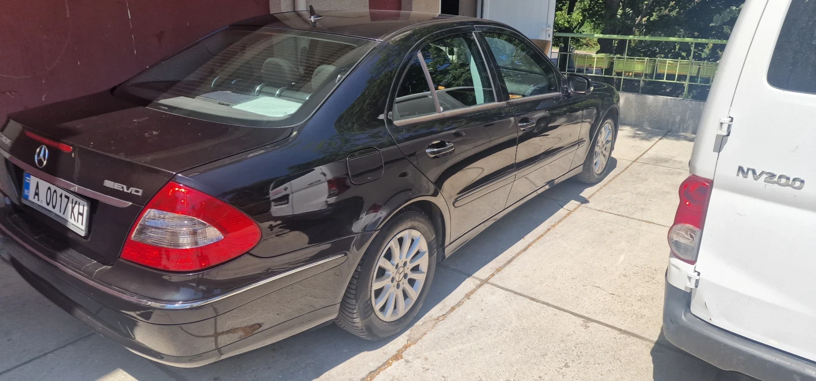 Mercedes-Benz E 220  - изображение 10