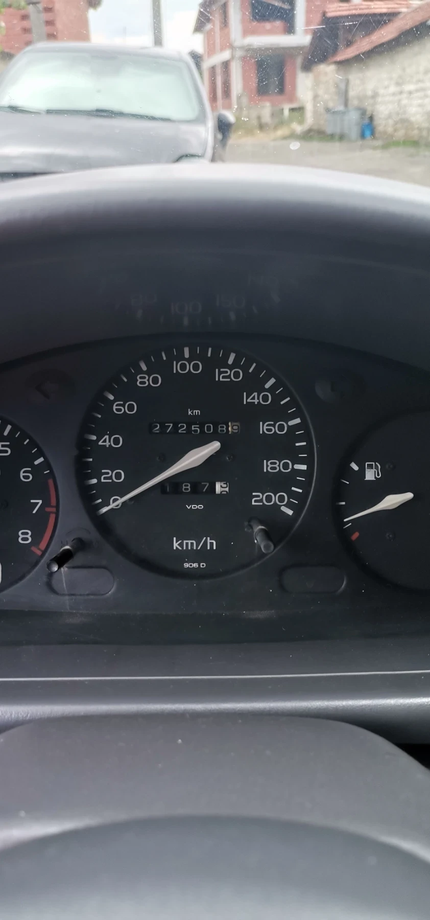 Nissan Micra 1.0 16v - изображение 5