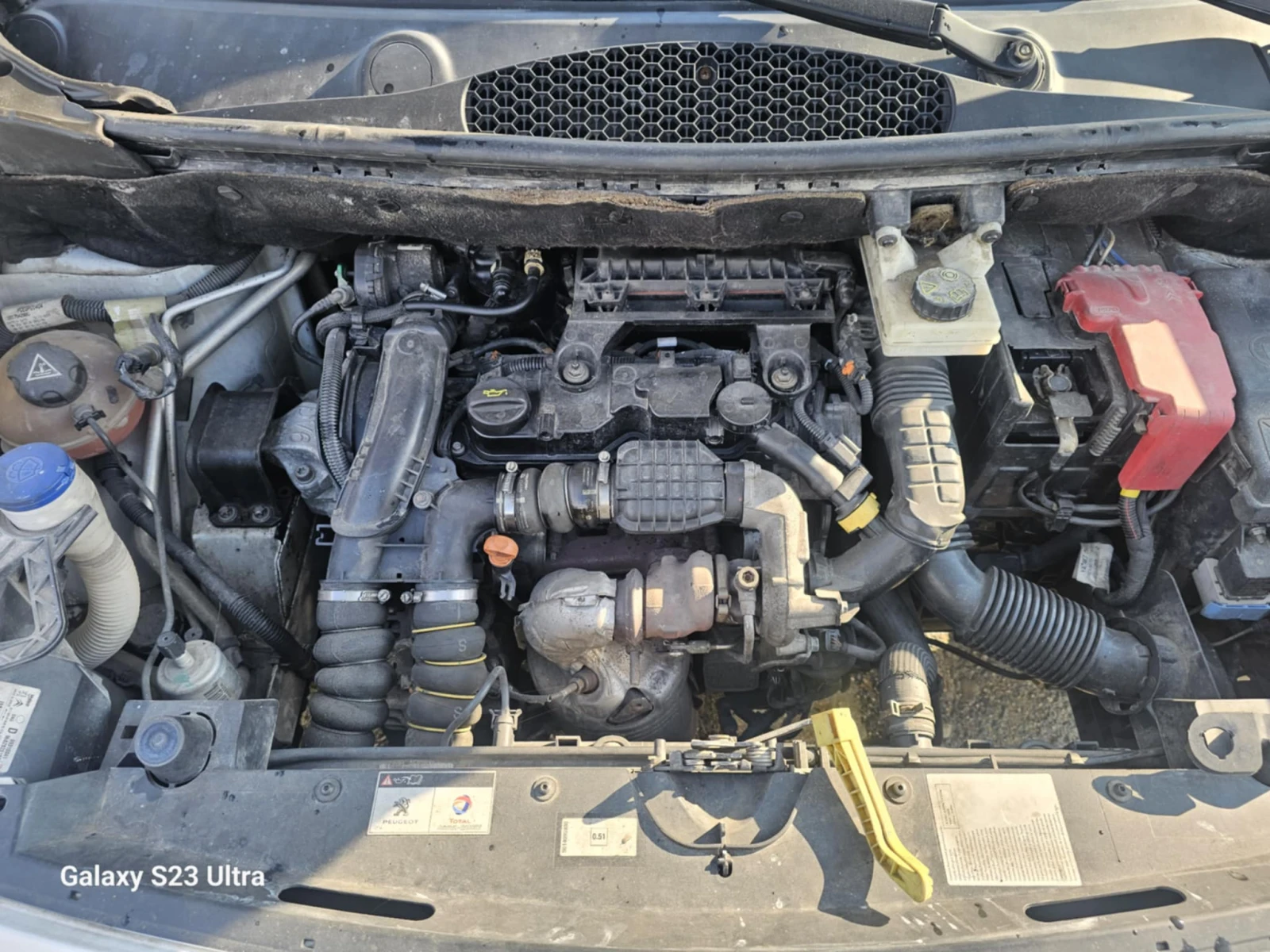 Peugeot Partner 1.6 HDI - изображение 9