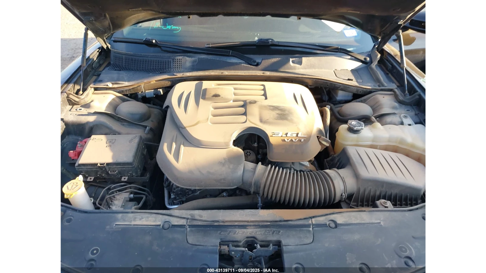 Dodge Charger SXT  - изображение 8