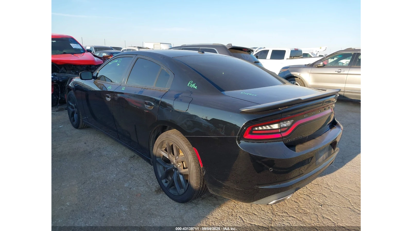 Dodge Charger SXT  - изображение 3