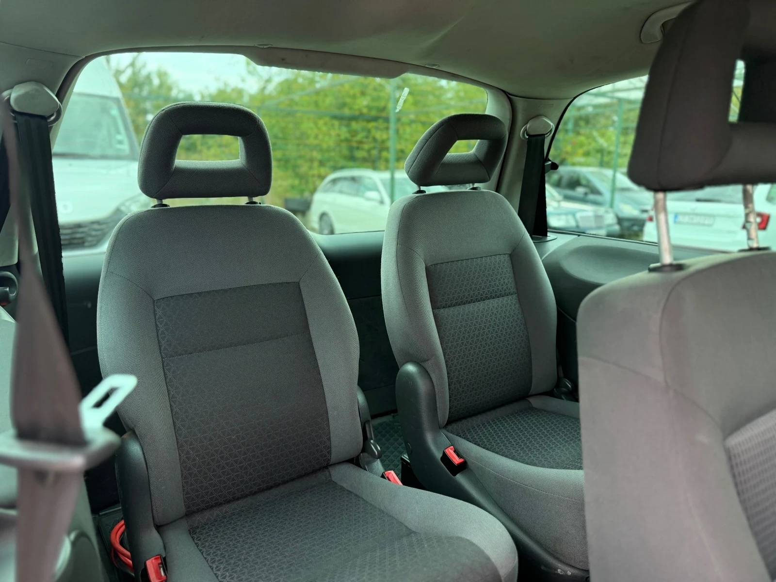 VW Sharan  - изображение 10