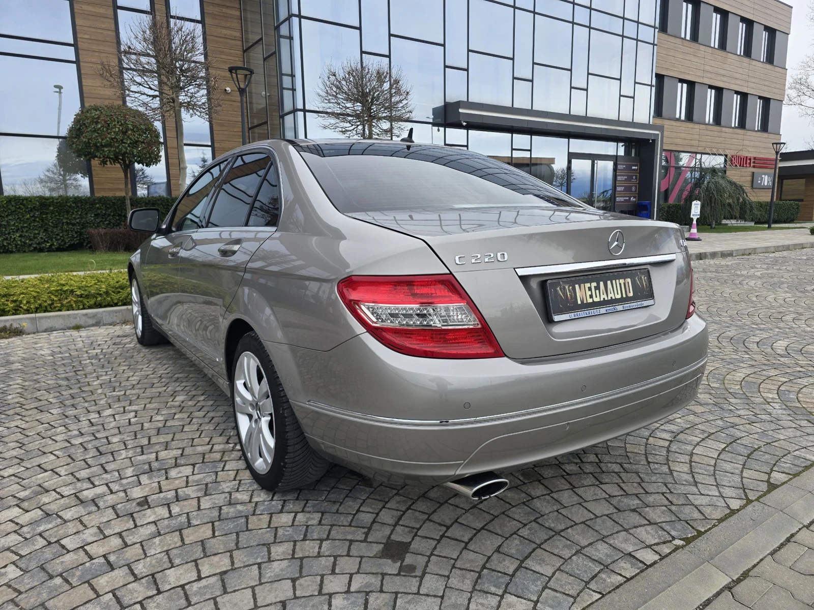 Mercedes-Benz C 220 Cdi Avantgarde.Мотор 646, снимка 6 - Автомобили и джипове - 54015269