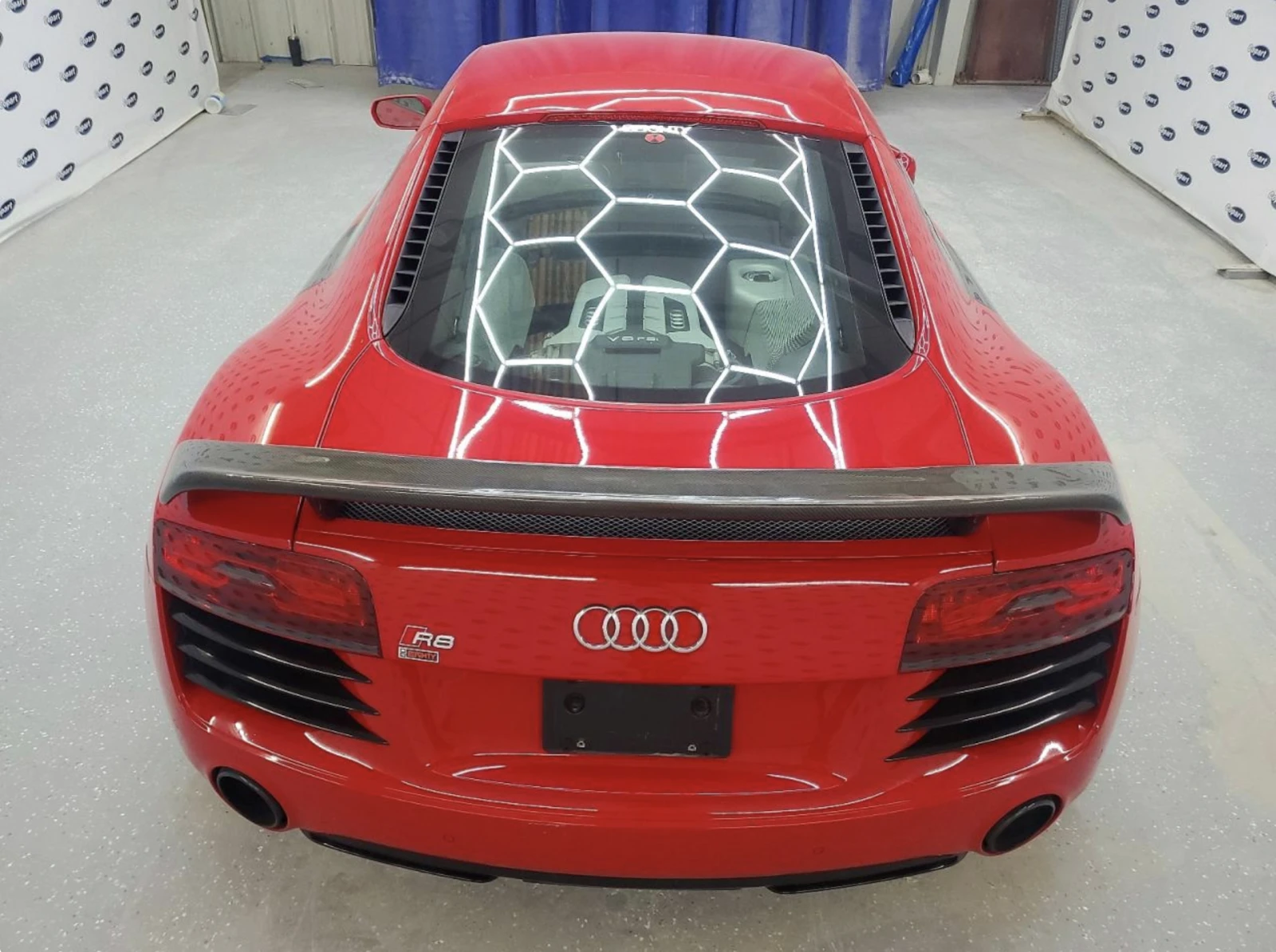 Audi R8 АВТОКРЕДИТ* ЦЕНА БЕЗ АНАЛОГ* , снимка 10 - Автомобили и джипове - 54622050
