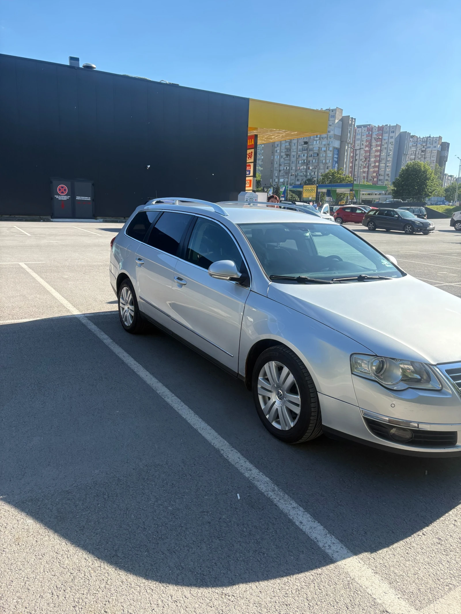 VW Passat 2.0 TDI DSG, снимка 4 - Автомобили и джипове - 54688596