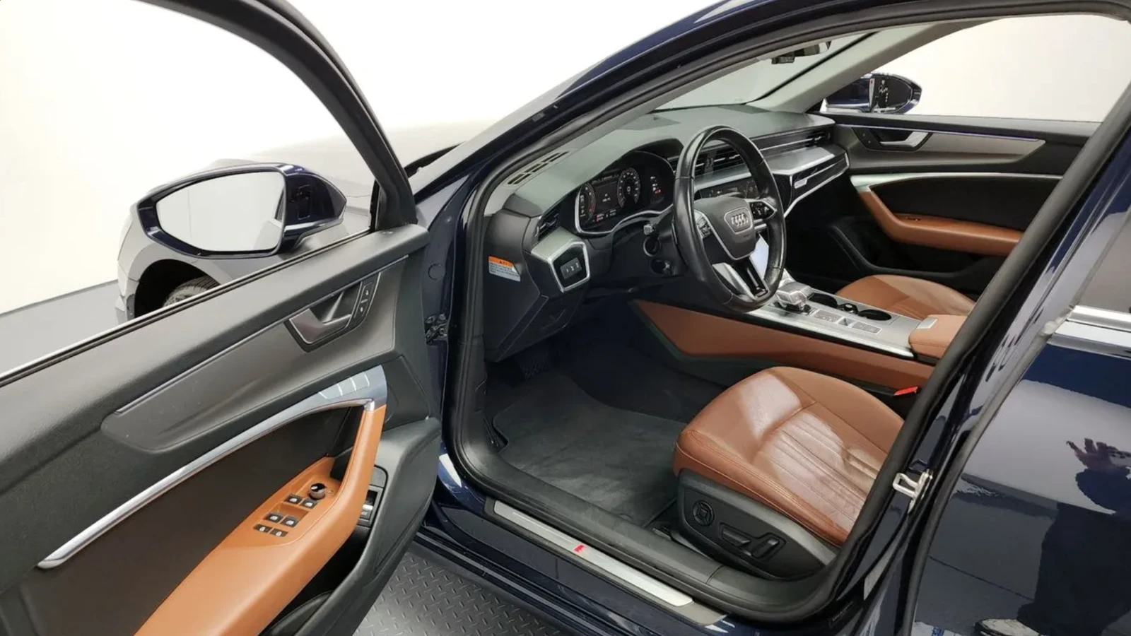 Audi A6 45 TFSI | ПОДГРЕВ | ОБДУХ | ПАНОРАМА | 360 КАМЕРИ, снимка 6 - Автомобили и джипове - 54735809