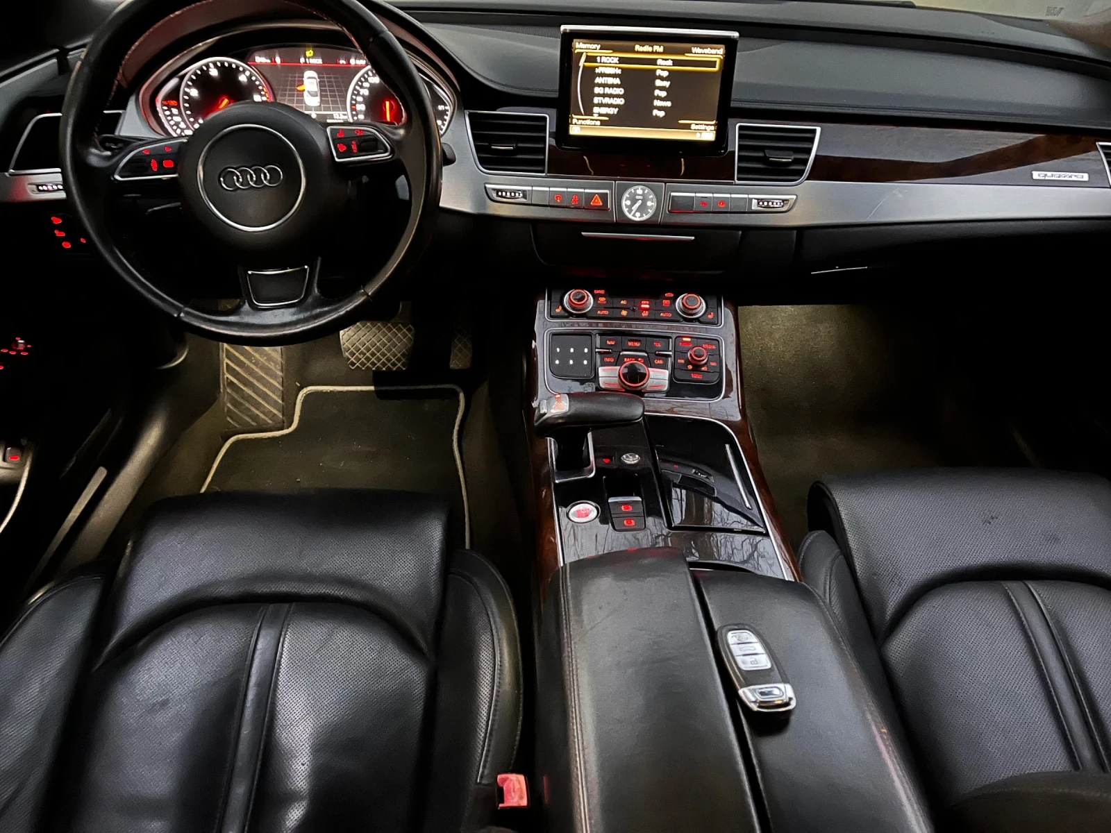 Audi A8 Промоция, снимка 4 - Автомобили и джипове - 54783093