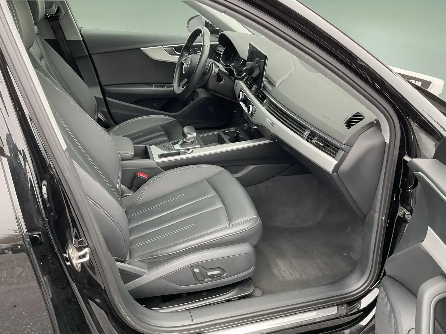 Audi A4 45 TFSI * quattro * , снимка 10 - Автомобили и джипове - 54957144