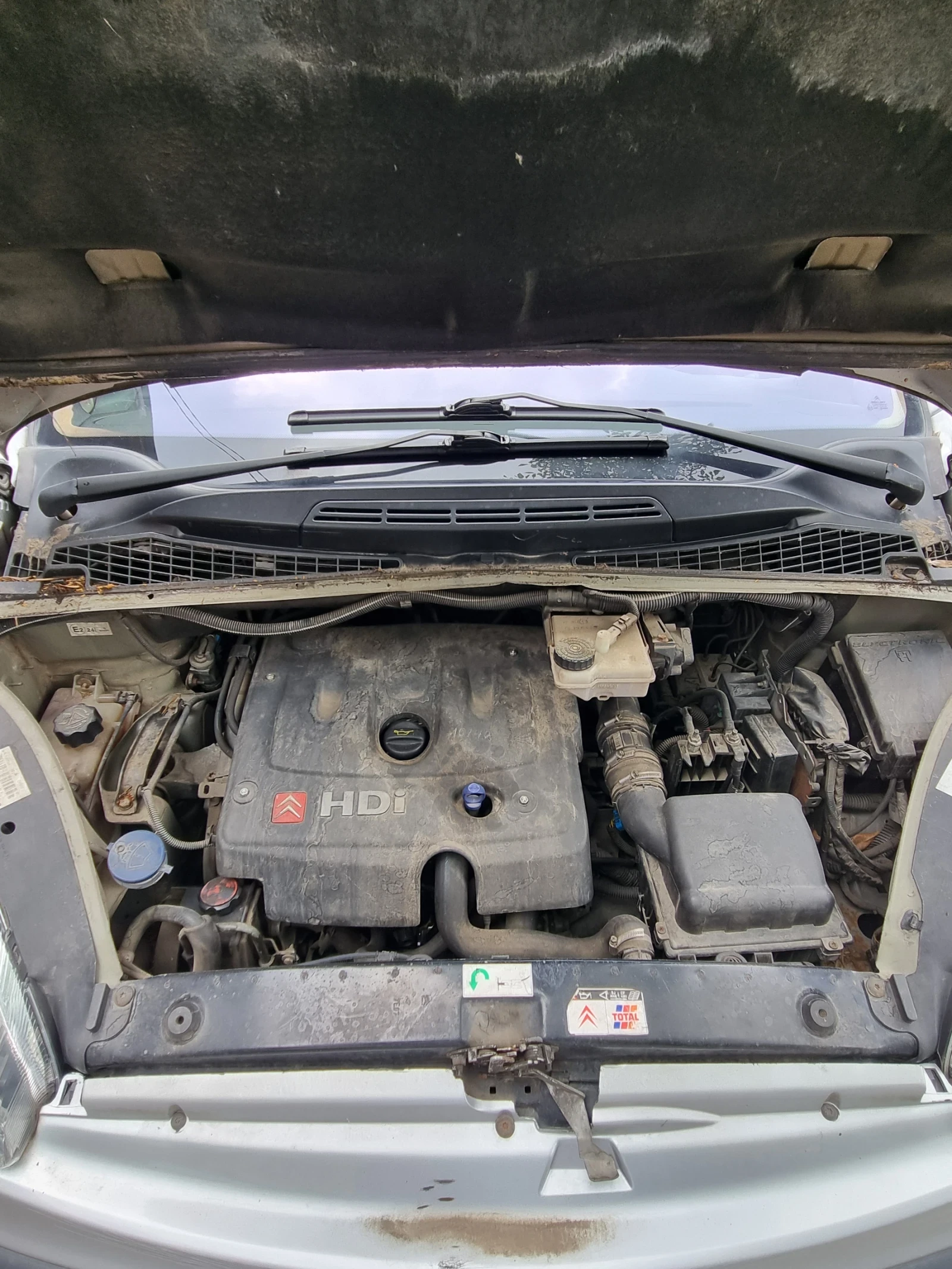 Citroen Xsara picasso 2.0 HDI, снимка 9 - Автомобили и джипове - 55194934