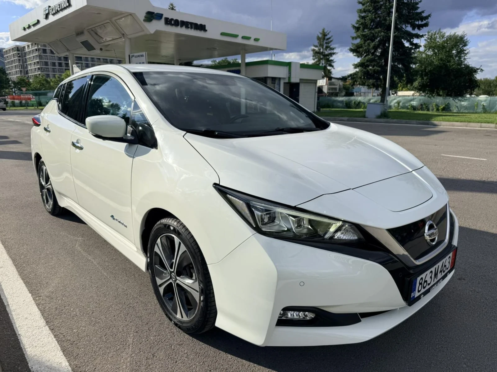 Nissan Leaf  ЕЛЕКТРИЧЕСКИ/40kWh, снимка 2 - Автомобили и джипове - 55270414