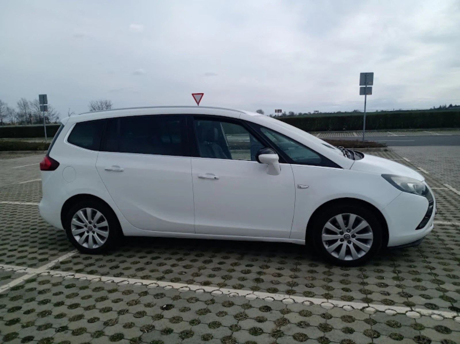 Opel Zafira