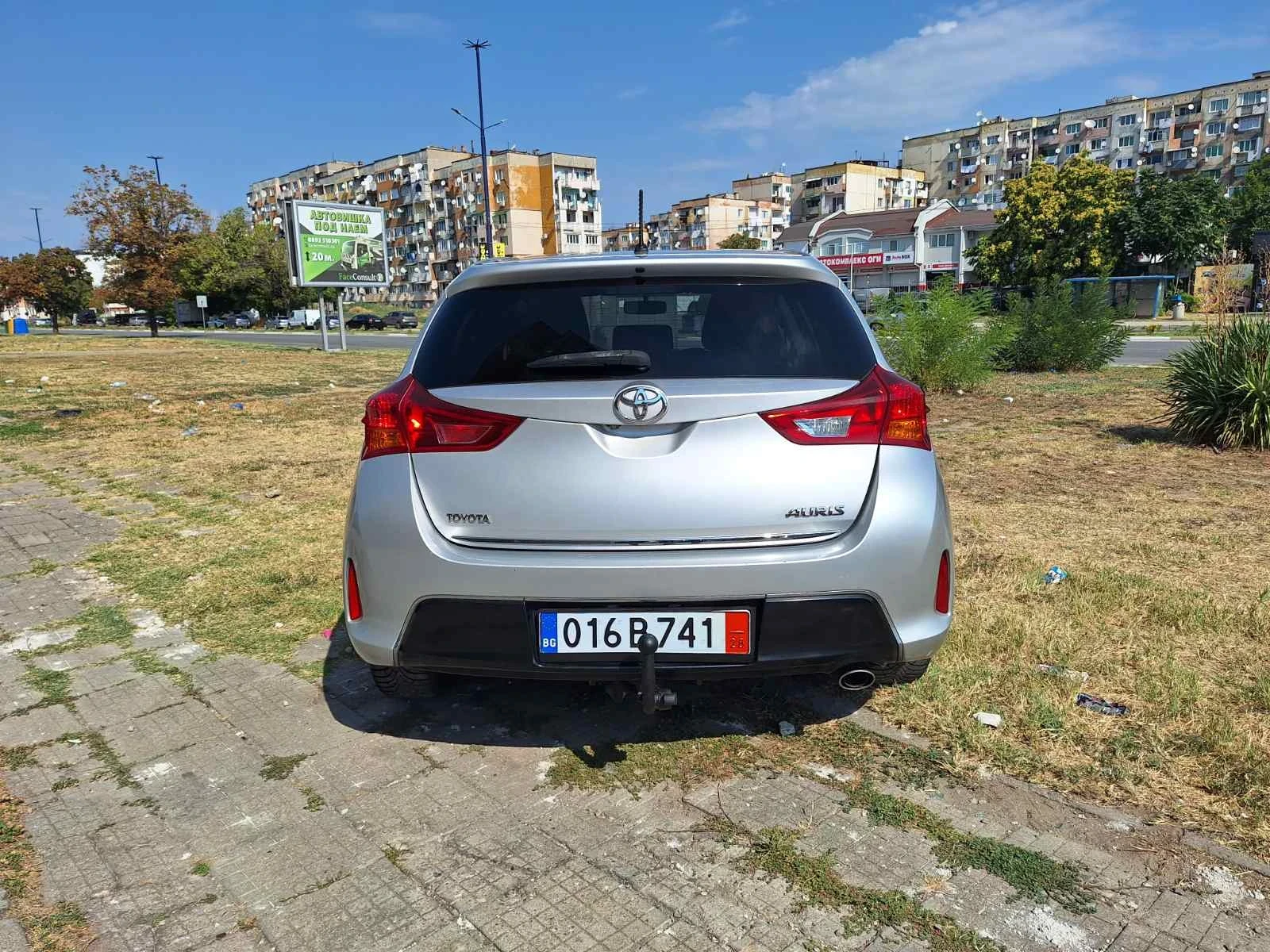 Toyota Auris 2.0d4d/Нави-Камера-Ксенон-6ск* , снимка 4 - Автомобили и джипове - 55650725