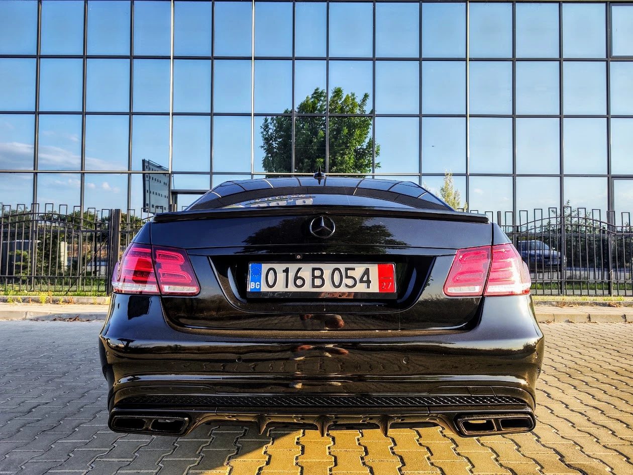Mercedes-Benz E 350 * AMG* 4-MATIC* BlueTEC* AVANTGARDE* FULL, снимка 6 - Автомобили и джипове - 55851729