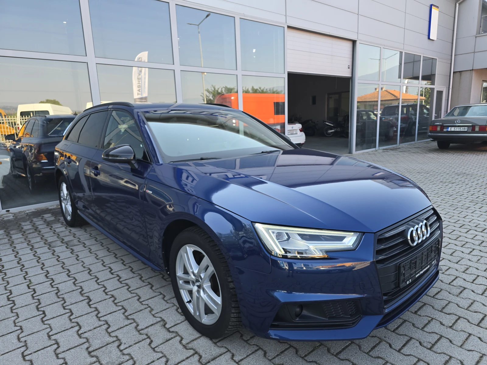 Audi A4 G-tron!! S-line!! Led!! Distronic!!, снимка 2 - Автомобили и джипове - 55965827