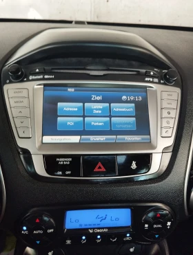 Hyundai IX35 АВТОМАТИК 4X4 ДИЗЕЛ 2.0 184к.с.НАВИГАЦИЯ KEYLESS , снимка 15
