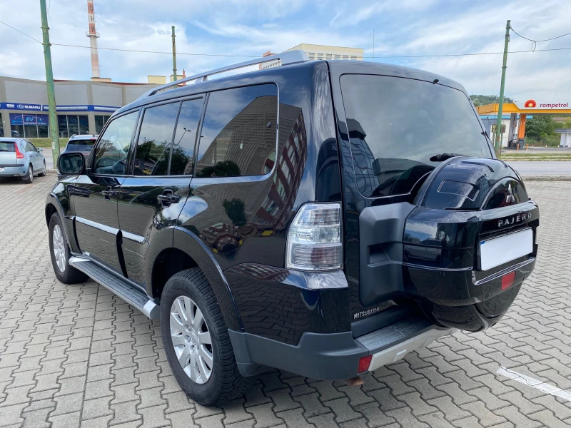 Mitsubishi Pajero, снимка 3 - Автомобили и джипове - 47226590