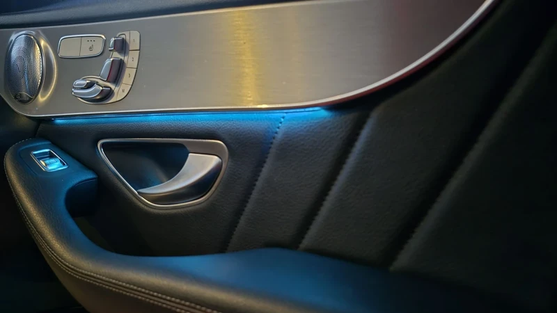 Mercedes-Benz GLC 350 * 350d* 4matic* AMG* 9 скорости* , снимка 16 - Автомобили и джипове - 52427200