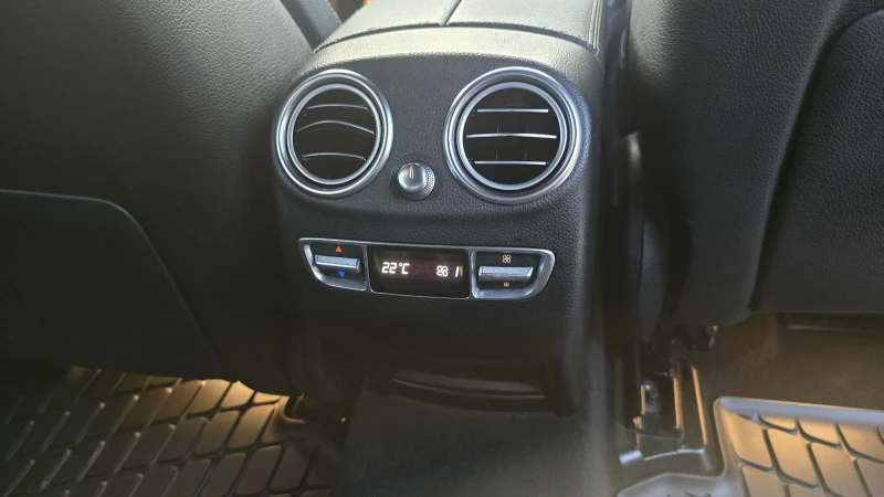 Mercedes-Benz GLC 350 * 350d* 4matic* AMG* 9 скорости* , снимка 13 - Автомобили и джипове - 52427200