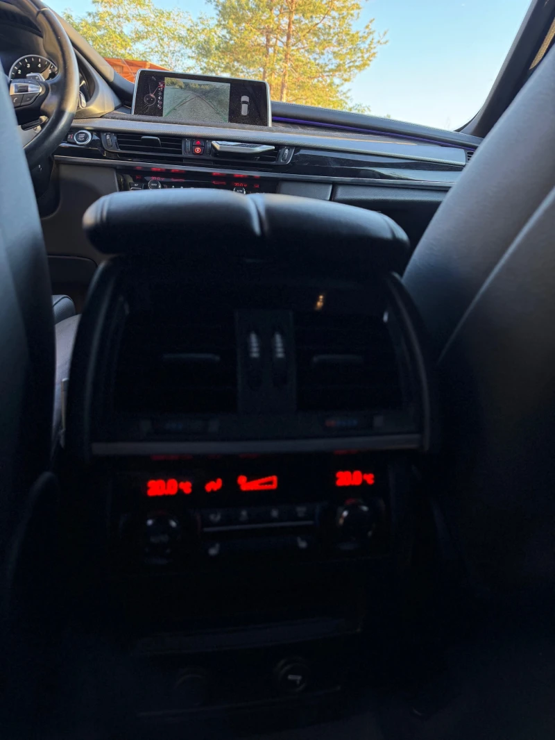BMW X5 F15, 50I, M-PACKET, DISTRONIC, FULL, CARPLAY , снимка 11 - Автомобили и джипове - 51947756