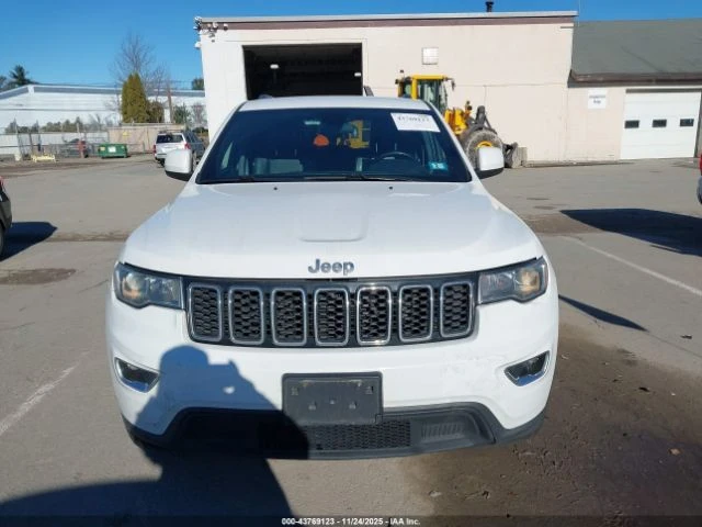 Jeep Grand cherokee LAREDO X 4X4* CARFAX* Клип на мотор* Лека щета!, снимка 11 - Автомобили и джипове - 52962430
