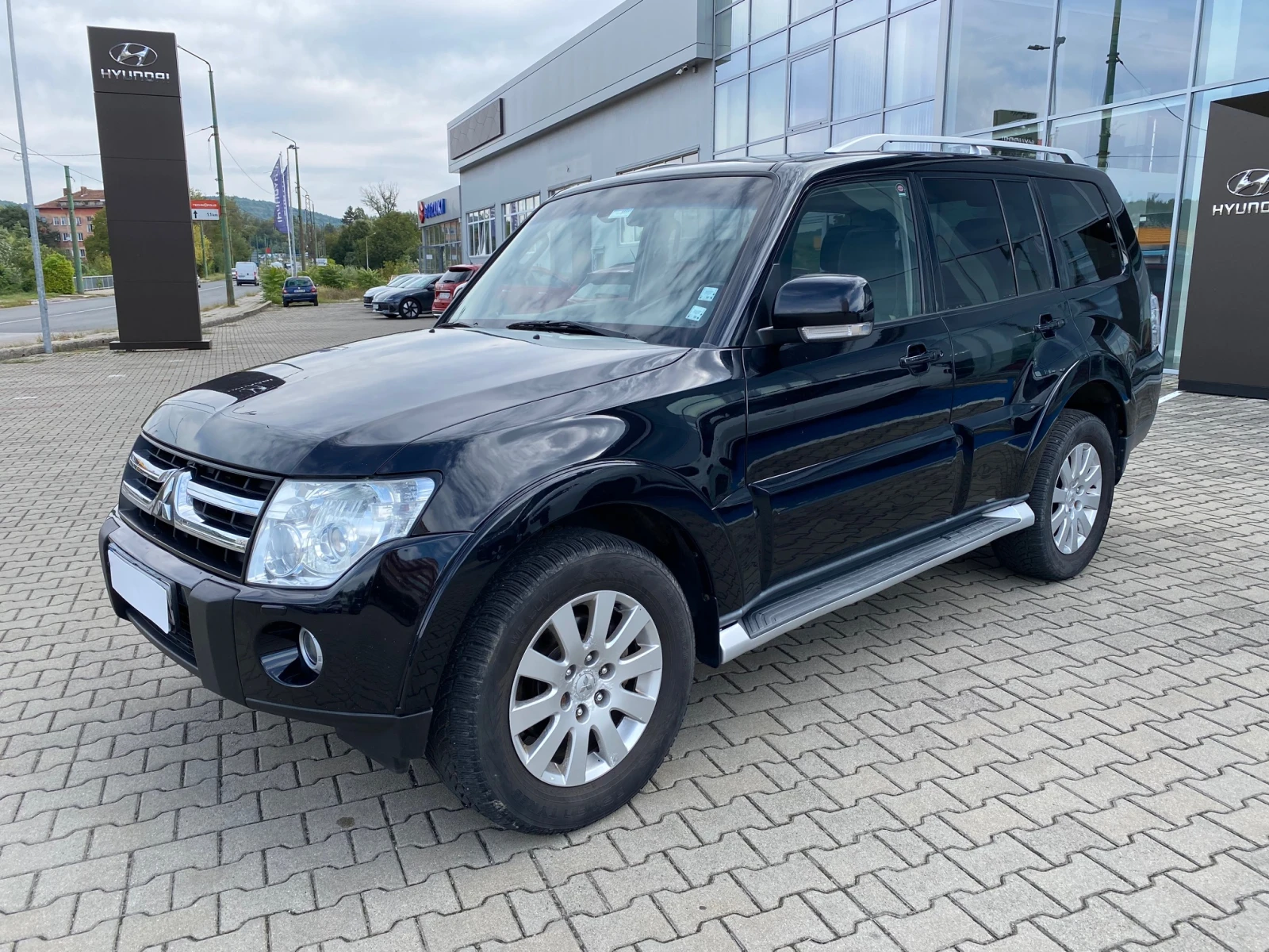 Mitsubishi Pajero  - изображение 2