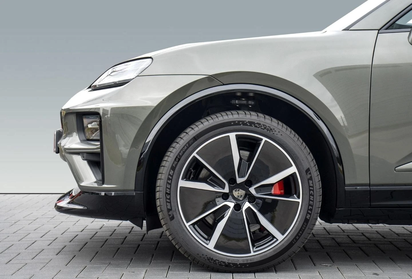 Porsche Macan TURBO/ELECTRIC/SPORT CHRO/CARBON/BOSE/PANO/MATRIX/ - изображение 3