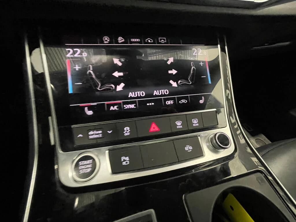Audi Q7 55TFSI* ПОДГРЕВ* КАМЕРА* ПАНОРАМА* LANE ASSIST, снимка 11 - Автомобили и джипове - 54726828