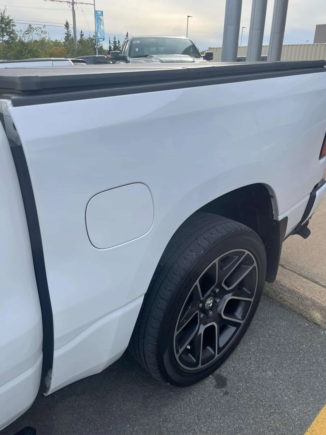 Dodge RAM 1500 * Sport * CARFAX * БЕЗ ПЪРВОНАЧАЛНА ВНОСКА, снимка 12 - Автомобили и джипове - 56260991