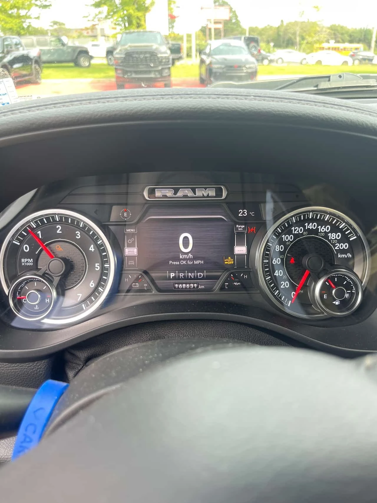 Dodge RAM 1500 * Sport * CARFAX * БЕЗ ПЪРВОНАЧАЛНА ВНОСКА, снимка 8 - Автомобили и джипове - 56260991