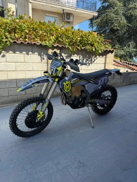 ����� �� �������� �� Husqvarna FE 350 2022