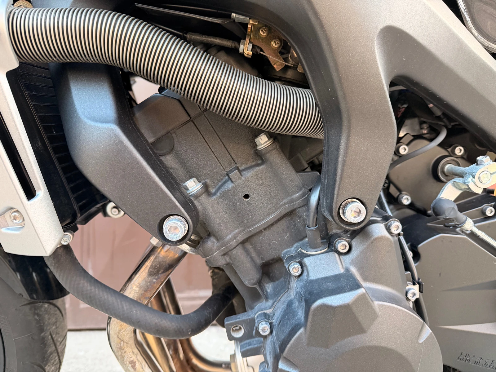 Yamaha FZ6 12.900 KM!!!, снимка 14 - Мотоциклети и мототехника - 53989196