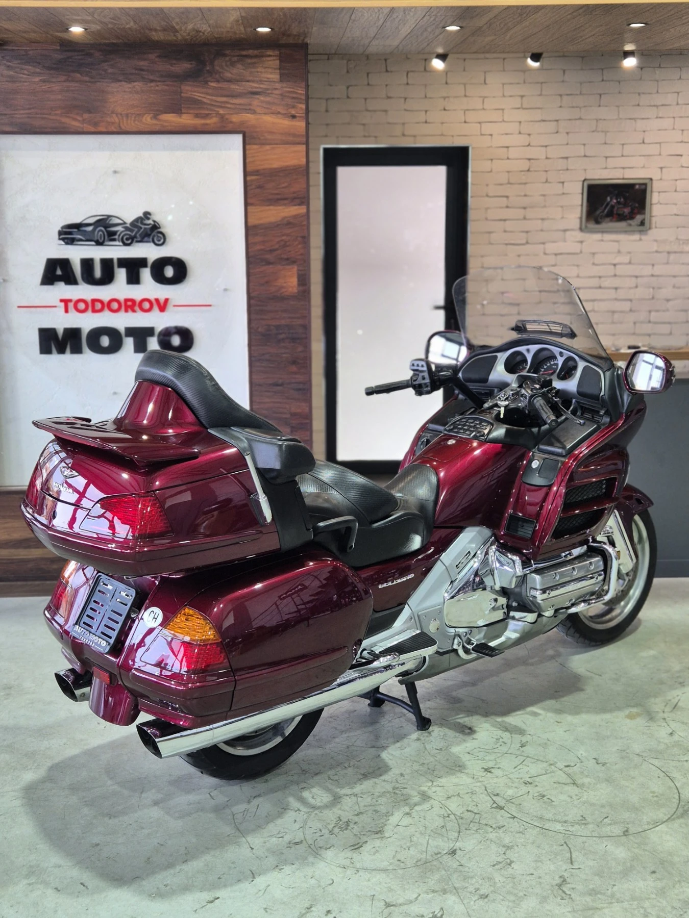 Honda Gold Wing 1800 ABS Нов внос от ШВЕЙЦАРИЯ!!!, снимка 7 - Мотоциклети и мототехника - 55778786