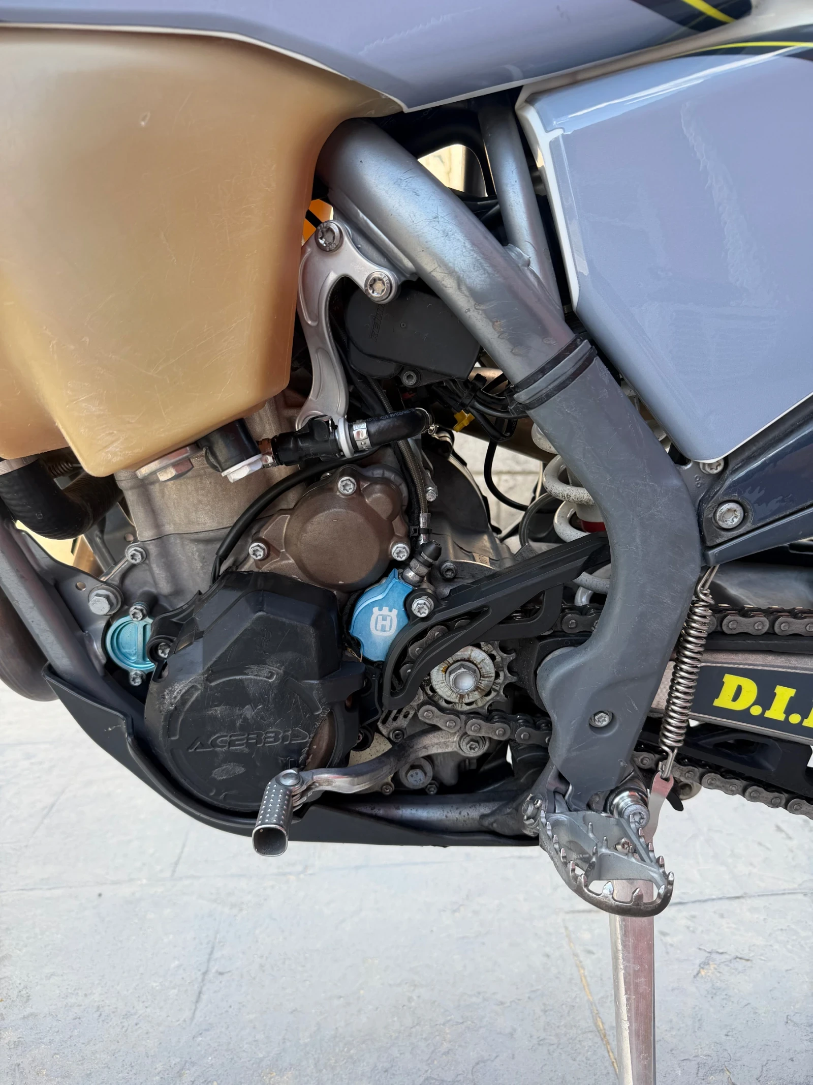 Husqvarna FE 350 2022, снимка 9 - Мотоциклети и мототехника - 55968563
