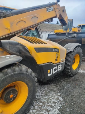 Телескопичен товарач JCB 536-95, снимка 7
