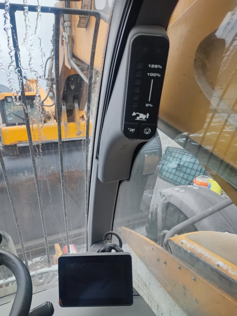 Телескопичен товарач JCB 536-95, снимка 9 - Селскостопанска техника - 53133026