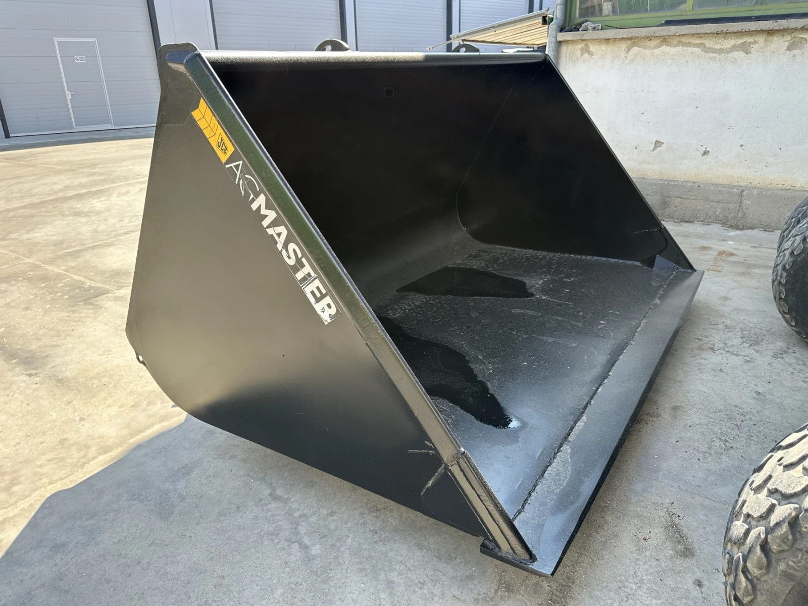 Телескопичен товарач JCB 535-95 AGRI PLUS - изображение 9