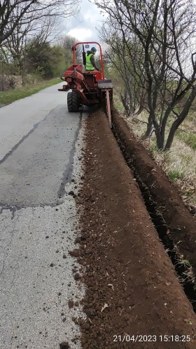 Каналокопатели Друга Ditch-Witch 5110, снимка 6