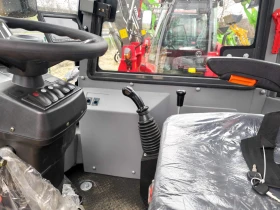 Челен товарач Komatsu НОВИ 1600кг със вилици, снимка 7