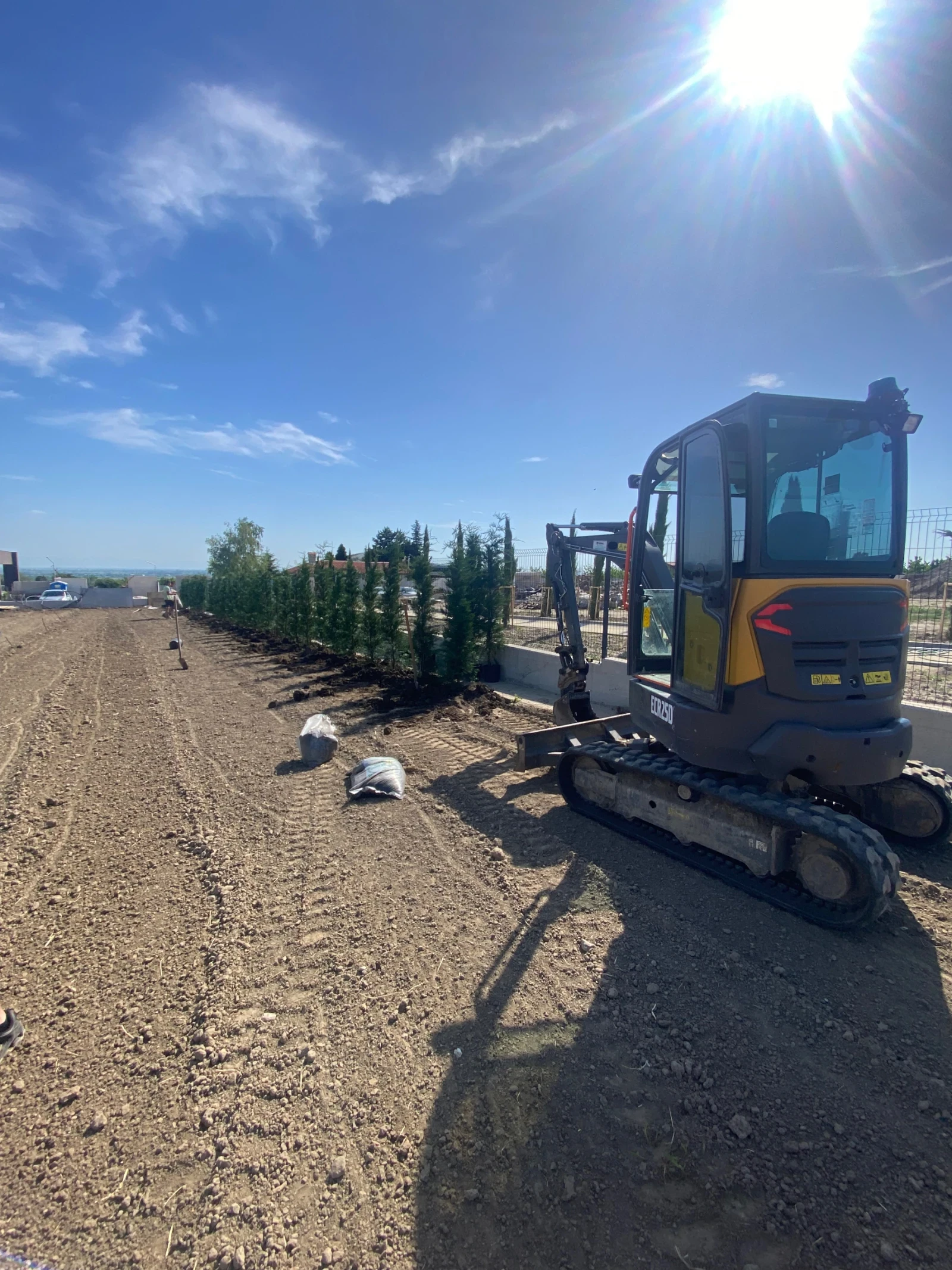 Багер Volvo ECR25D, снимка 7 - Индустриална техника - 56042869