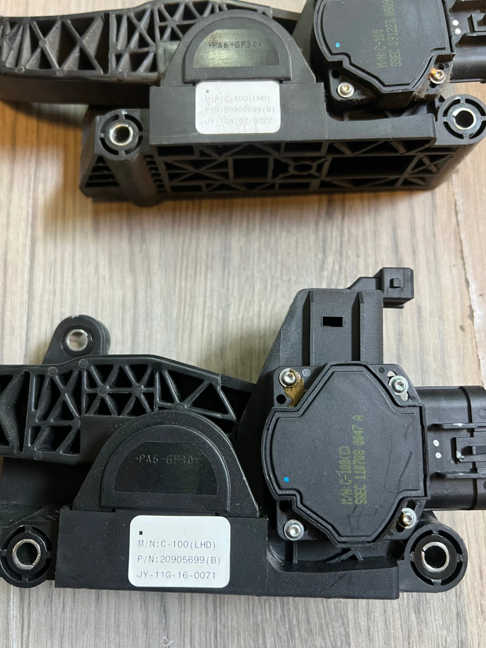 20905699 ����� ��� OPEL ANTARA CHEVROLET CAPTIVA Facelift 20905699 | Mobile.bg � ����������� 1