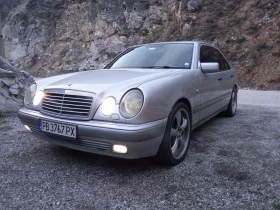 Mercedes-Benz E 320, снимка 3