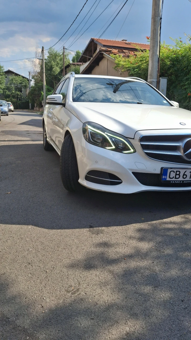 Mercedes-Benz E 220 Bluetec 9gtronic, снимка 3 - Автомобили и джипове - 46644662