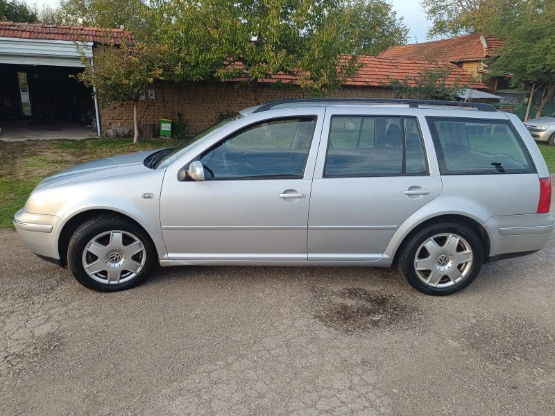 VW Bora 1.6, снимка 2 - Автомобили и джипове - 47513118