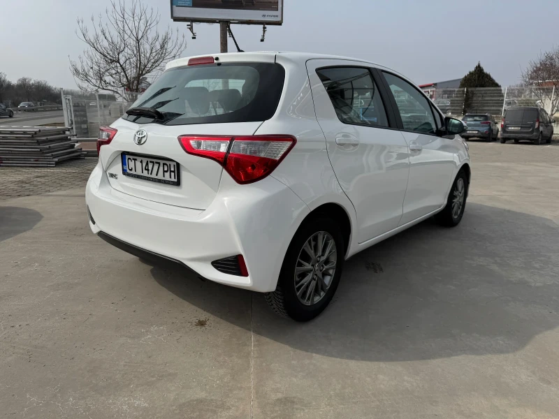 Toyota Yaris Лизингов автомобил , снимка 5 - Автомобили и джипове - 49299042