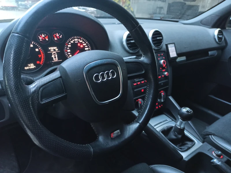 Audi A3 S-LINE PLUS, NAVIGATION , снимка 10 - Автомобили и джипове - 49763761